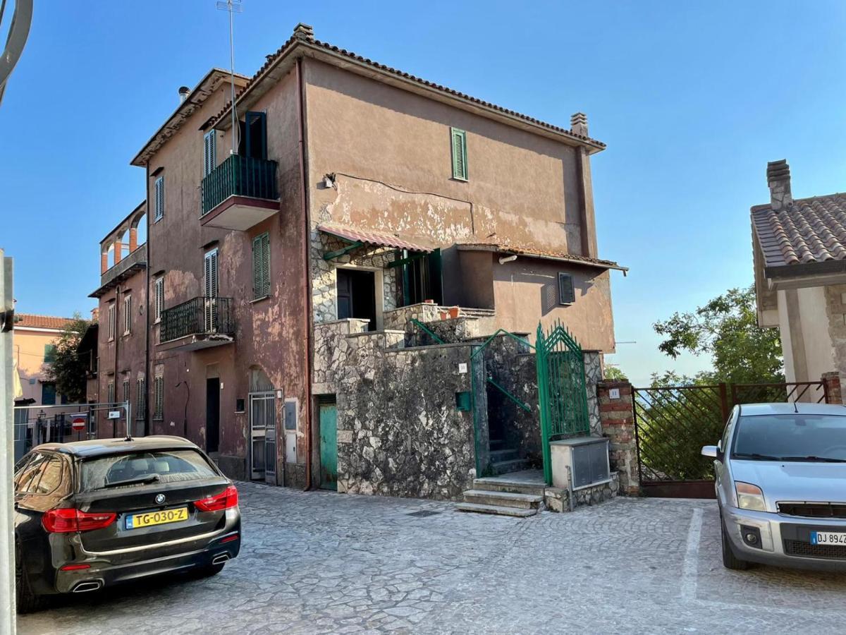 G-House Appartement Rocca di Cave Buitenkant foto